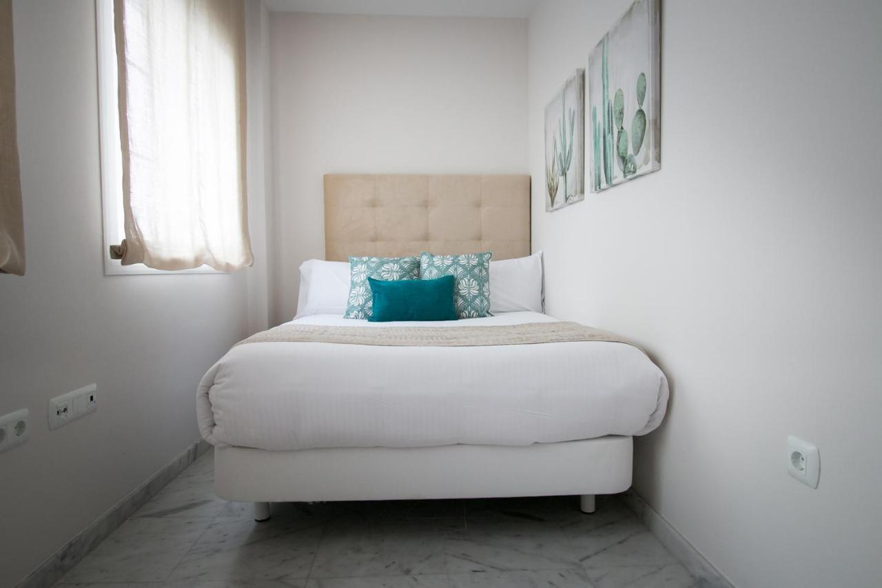 Holidays2Malaga Pena Parking & French Balcony & Smart Tv Ngoại thất bức ảnh