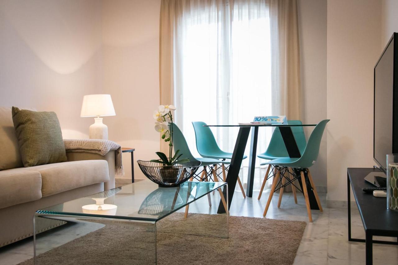Holidays2Malaga Pena Parking & French Balcony & Smart Tv Ngoại thất bức ảnh