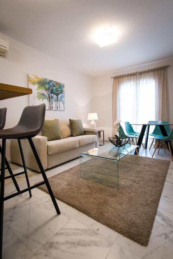 Holidays2Malaga Pena Parking & French Balcony & Smart Tv Ngoại thất bức ảnh